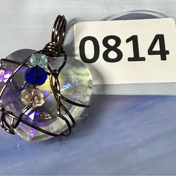 Handmade Heart Prism Crystal Pendant Necklace with faceted accents Wire-Wrapped - Picture 9 of 10